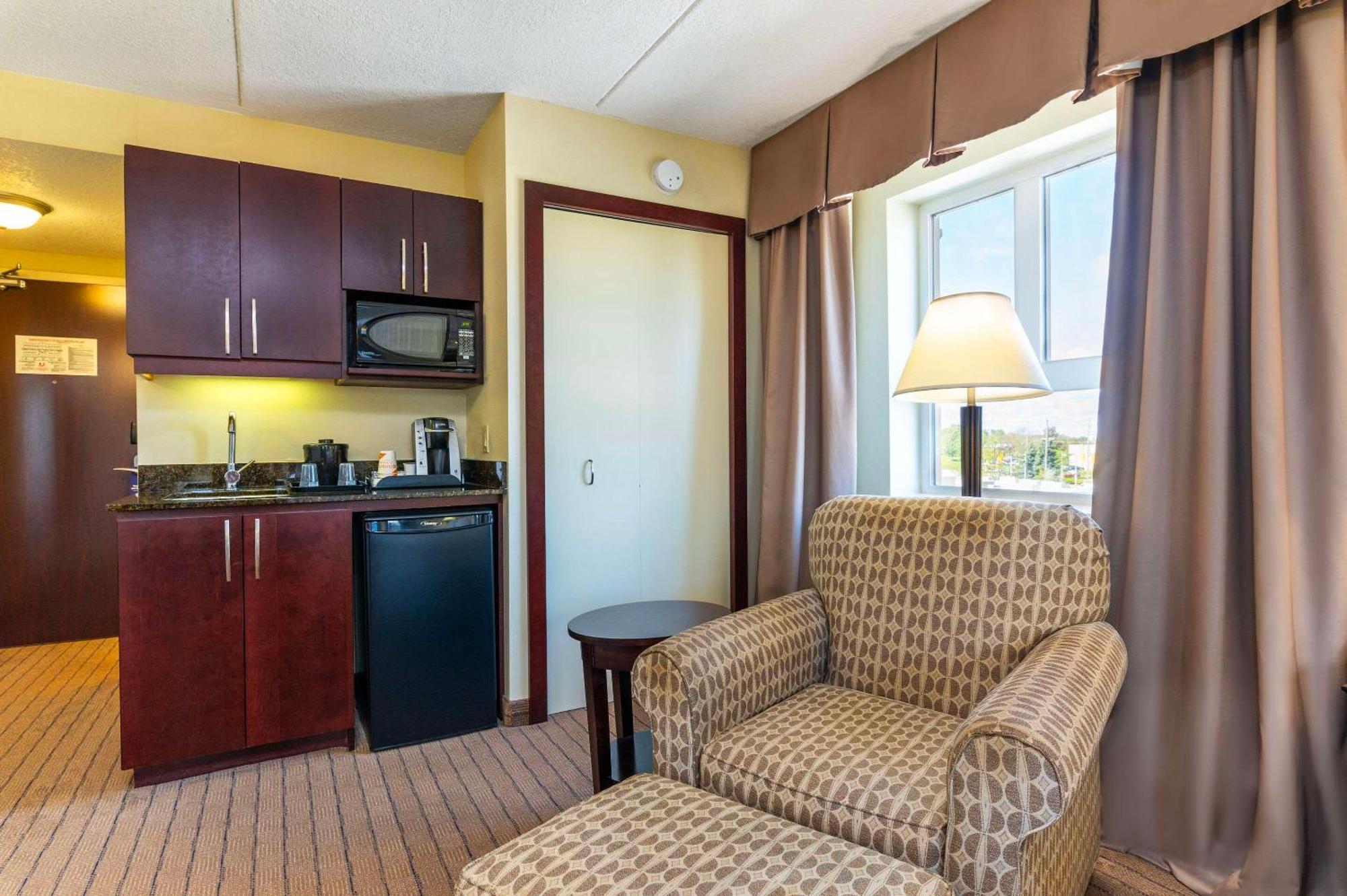 Comfort Inn & Suites Kincardine Ngoại thất bức ảnh