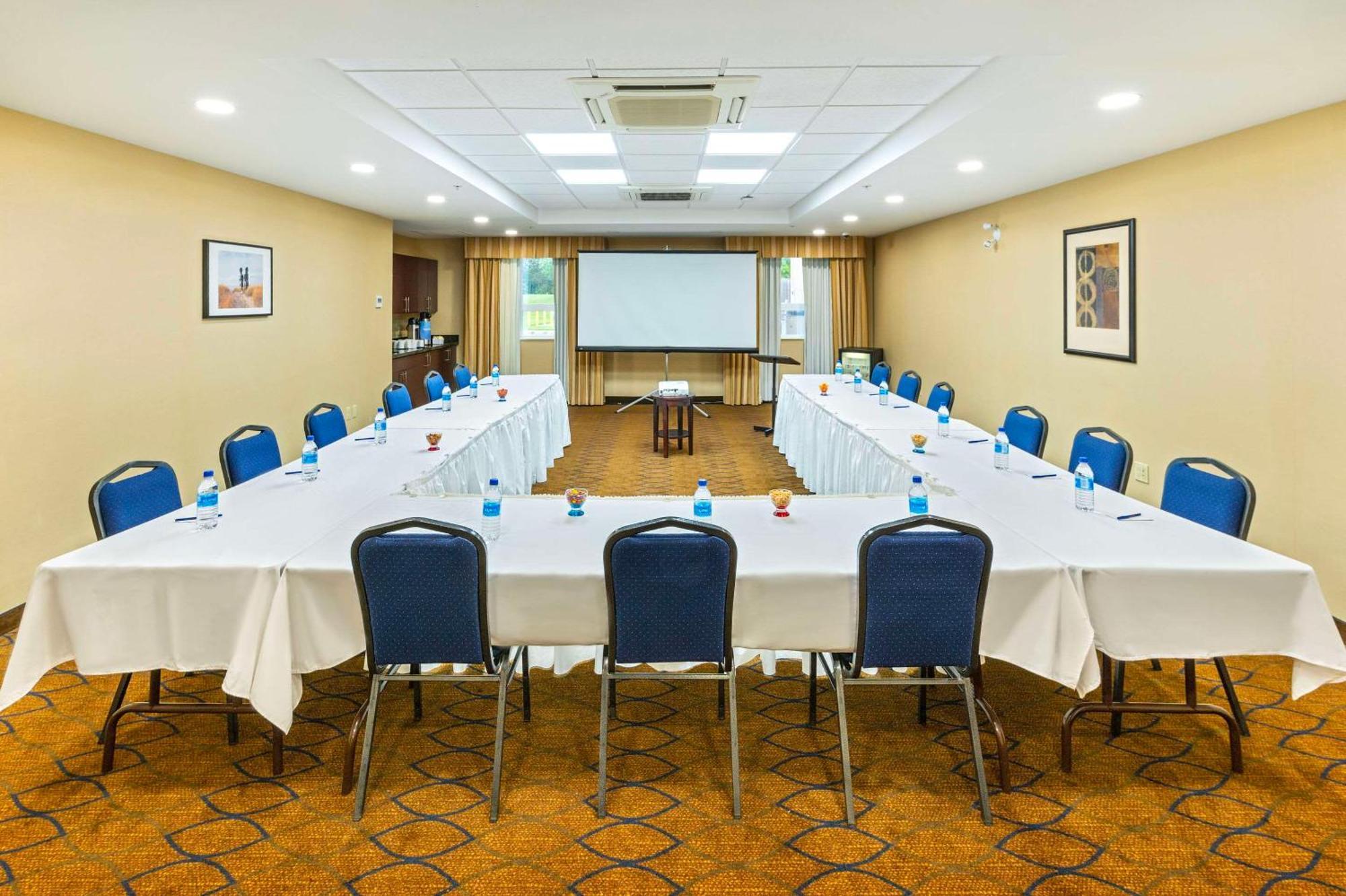 Comfort Inn & Suites Kincardine Ngoại thất bức ảnh
